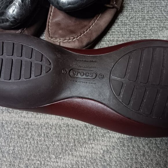 Lot Of 3 Pair Of Women’s Shoes Crocs Carlisa Brown, St. Johns bay, Se Boutique - Picture 10 of 10